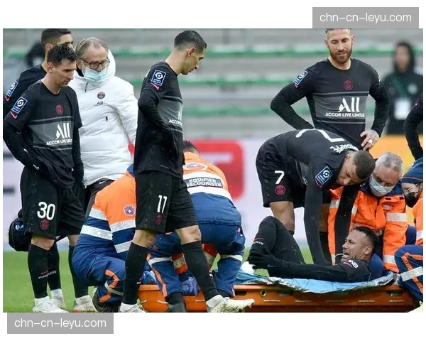 意大利足协调查委员会关注赛场暴力,强调“战术犯规”与“恶意犯规”的数据区分 意大利足协调查委员会关注赛场暴力,强调“战术犯规”与“恶意犯规”的数据区分