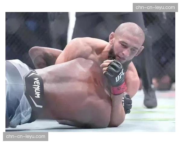 UFC 328中量级冠军战前瞻：奇马耶夫与斯特里克兰德的风格碰撞